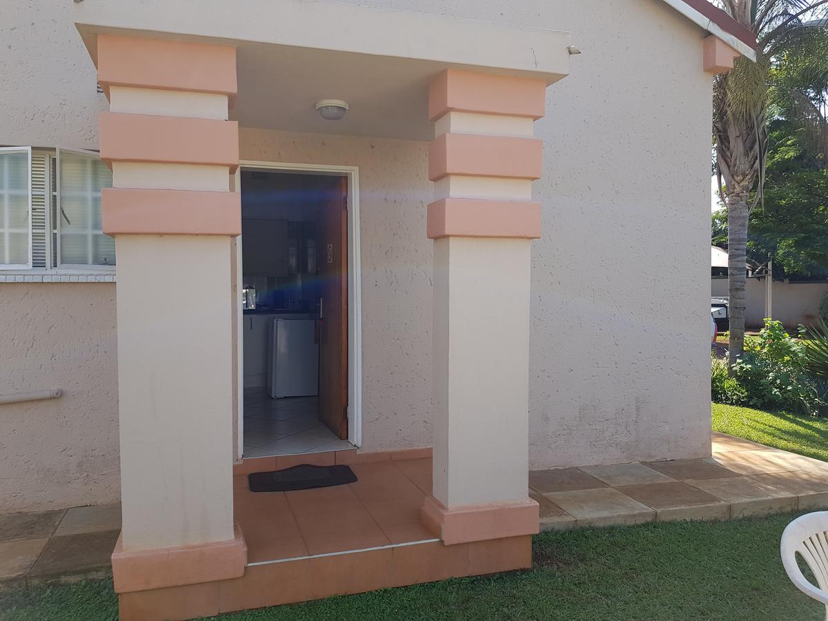 Ezulwini Guest House エクステリア 写真